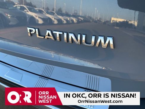 Used 2023 Nissan Rogue Platinum w/ Platinum Premium Package image 10