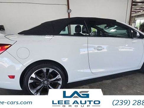 Used 2019 Buick Cascada Premium FWD image 2