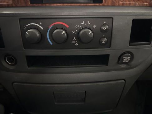 Used 2006 Dodge Ram 1500 Truck SLT w/ Quad Cab Big Horn Value Group image 36