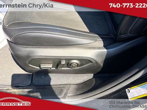 Used 2023 Jeep Grand Cherokee Altitude AWD/4WD image 13
