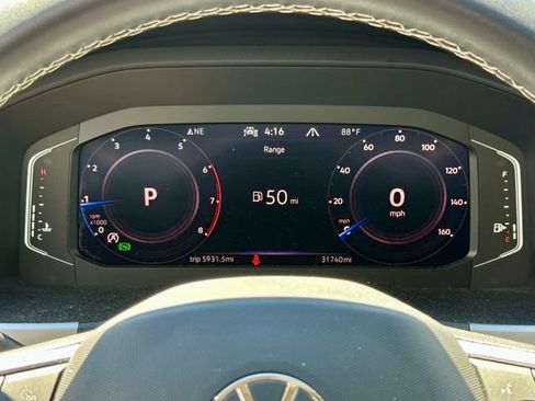 Used 2023 Volkswagen Atlas SE w/ Panoramic Sunroof Package AWD/4WD image 36