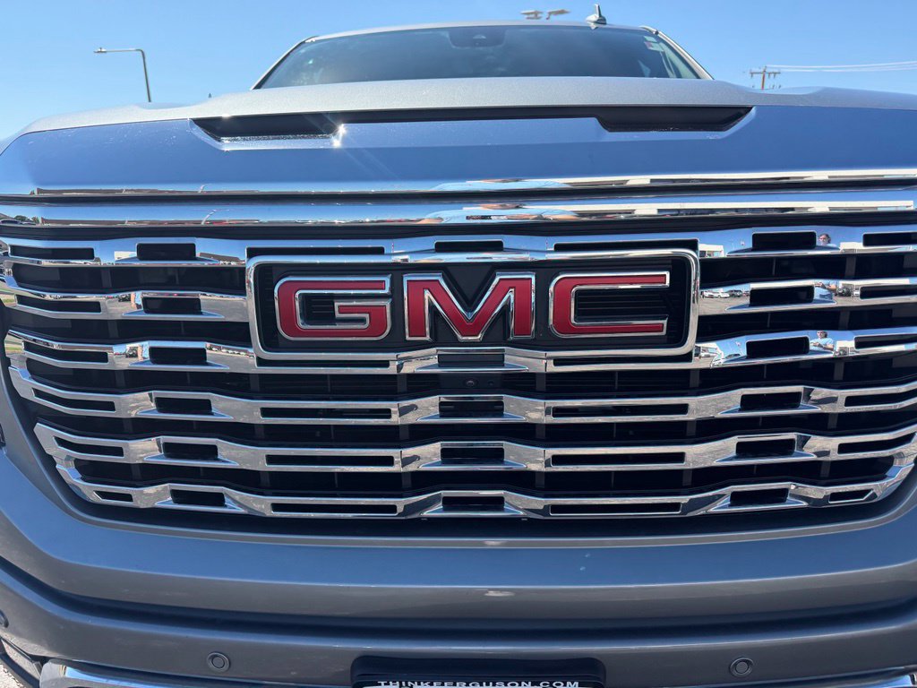 Used 2026 GMC Sierra 1500 Denali w/ Denali Reserve Package AWD/4WD image 7