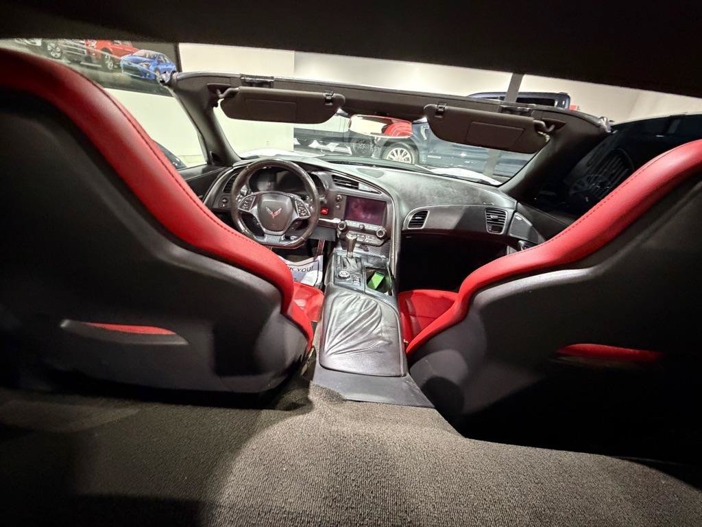Used 2017 Chevrolet Corvette Stingray Coupe w/ 1LT RWD image 13