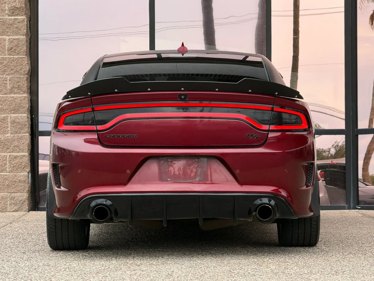 Used 2019 Dodge Charger R/T w/ Blacktop Package RWD image 10