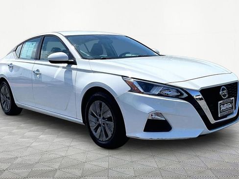 Used 2019 Nissan Altima 2.5 S FWD image 5