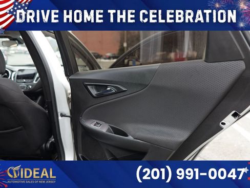 Used 2020 Chevrolet Malibu LT FWD image 30