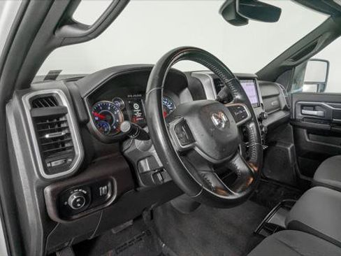 Used 2024 RAM 2500 Big Horn w/ Off Road Package AWD/4WD image 25