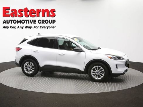 Used 2022 Ford Escape SE FWD image 46