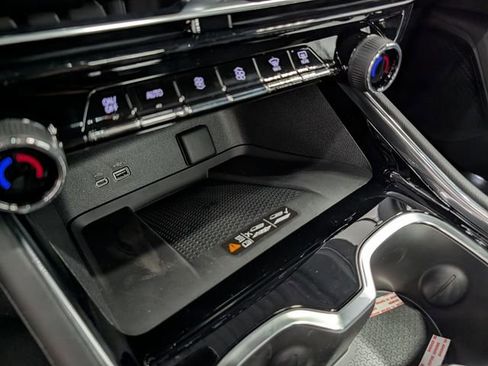 New 2026 Chevrolet Traverse LT AWD/4WD image 25