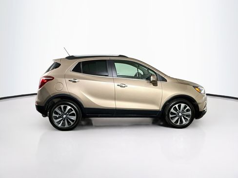 Used 2019 Buick Encore Essence FWD image 10