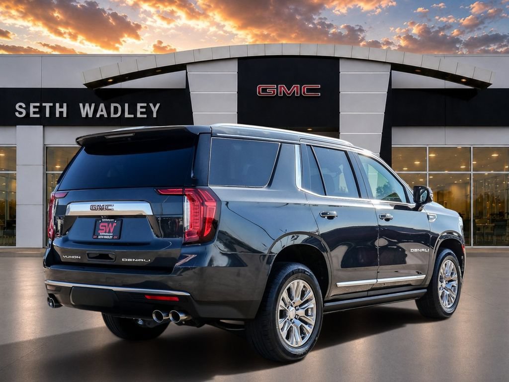 Used 2021 GMC Yukon Denali w/ Denali Premium Package RWD image 7