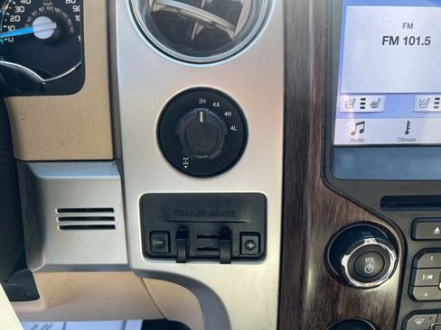 Used 2013 Ford F150 Lariat w/ Luxury Equipment Group image 32