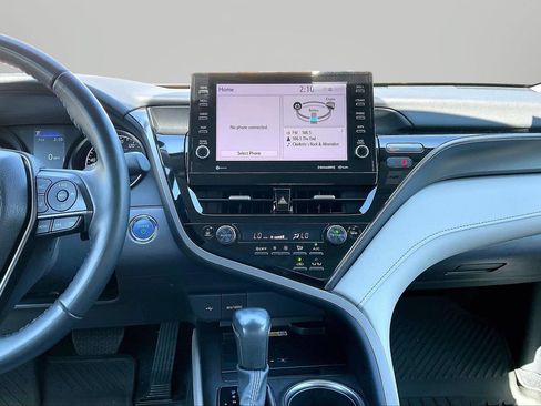 Used 2024 Toyota Camry SE w/ Audio Upgrade Package FWD image 12