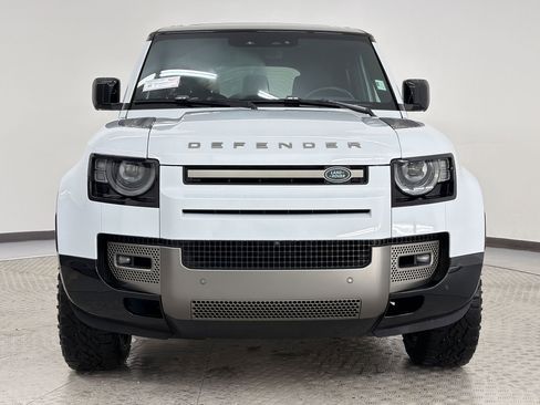 Used 2021 Land Rover Defender 110 X-Dynamic SE AWD/4WD image 6
