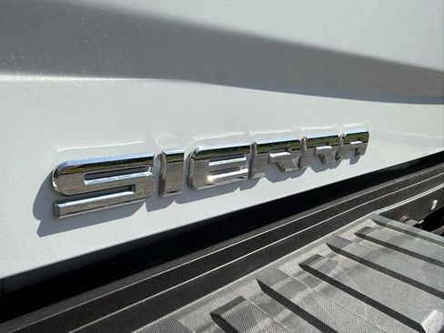 Used 2019 GMC Sierra 2500 Denali w/ Duramax Plus Package AWD/4WD image 5