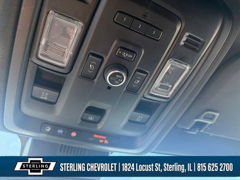 Used 2023 GMC Yukon XL SLT w/ SLT Premium Package AWD/4WD image 20
