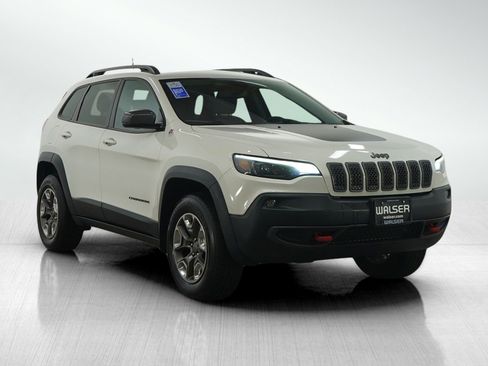 Used 2019 Jeep Cherokee Trailhawk w/ Cold Weather Group image 7