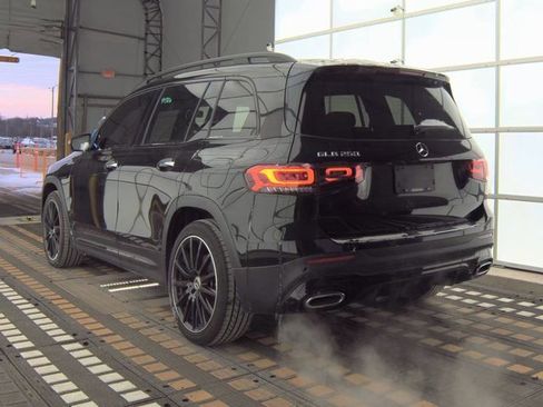 Used 2020 Mercedes-Benz GLB 250 image 4