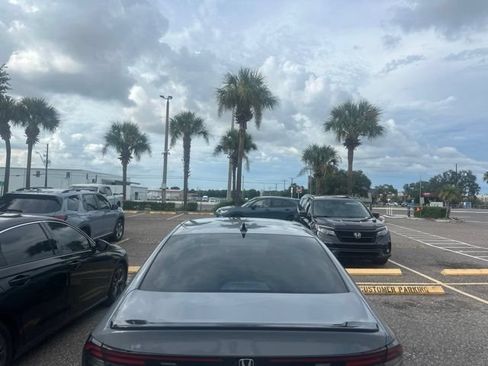 Used 2023 Honda Accord Sport image 8