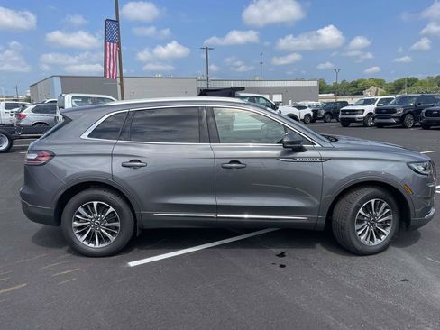 Used 2023 Lincoln Nautilus AWD w/ Premium Package image 2
