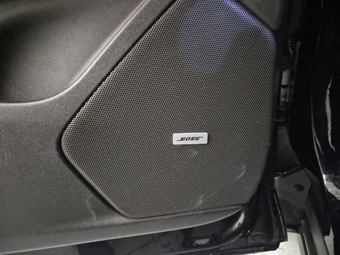 Used 2020 Cadillac XT6 Premium Luxury image 16