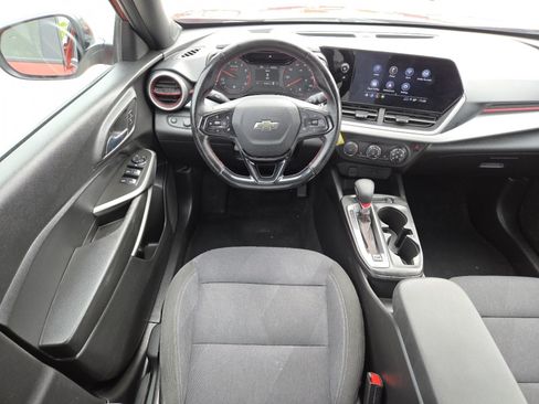 Used 2024 Chevrolet Trax RS w/ Driver Confidence Package FWD image 22