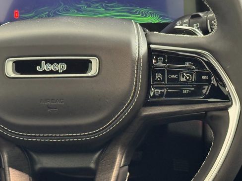 Used 2023 Jeep Grand Cherokee Overland w/ Rear Seat Video Group I image 23