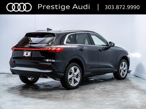 Used 2025 Audi Q5 Premium Plus w/ Premium Plus AWD/4WD image 8