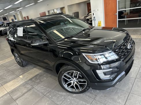 Used 2016 Ford Explorer Sport w/ Equipment Group 401A image 12