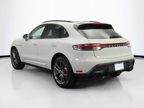 Used 2025 Porsche Macan AWD/4WD image 3