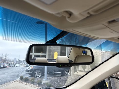 Used 2017 Toyota Camry XLE image 27