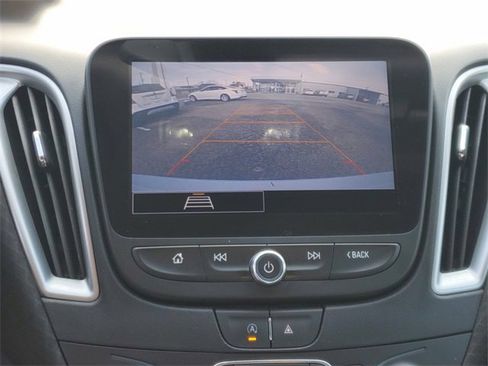 Used 2022 Chevrolet Malibu RS image 26