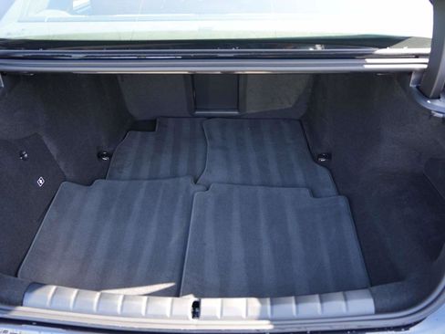 Used 2025 BMW i7 xDrive60 image 5