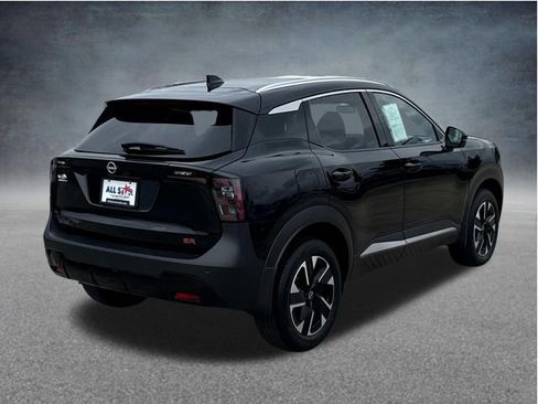 Used 2025 Nissan Kicks SR FWD image 10