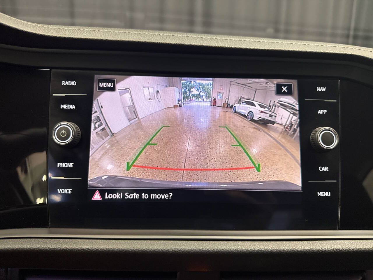 Used 2020 Volkswagen Jetta SEL Premium FWD image 15