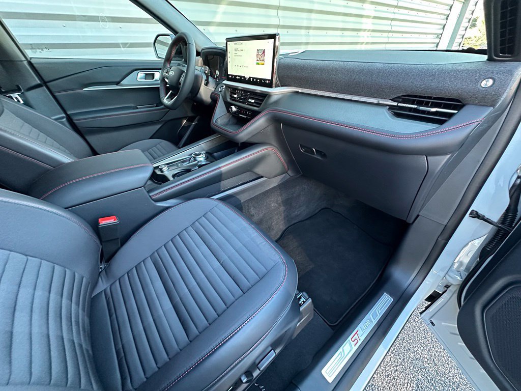 New 2027 Ford Explorer ST-Line w/ Premium Package AWD/4WD image 24
