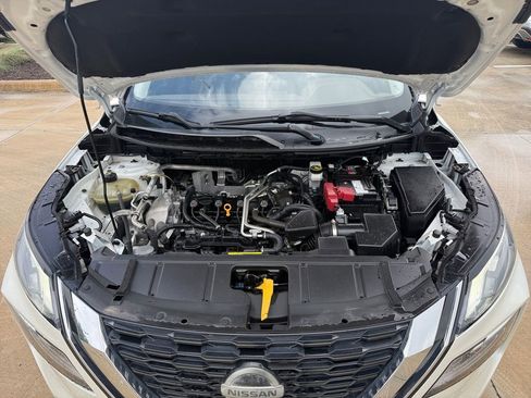 Used 2021 Nissan Rogue SV FWD image 19