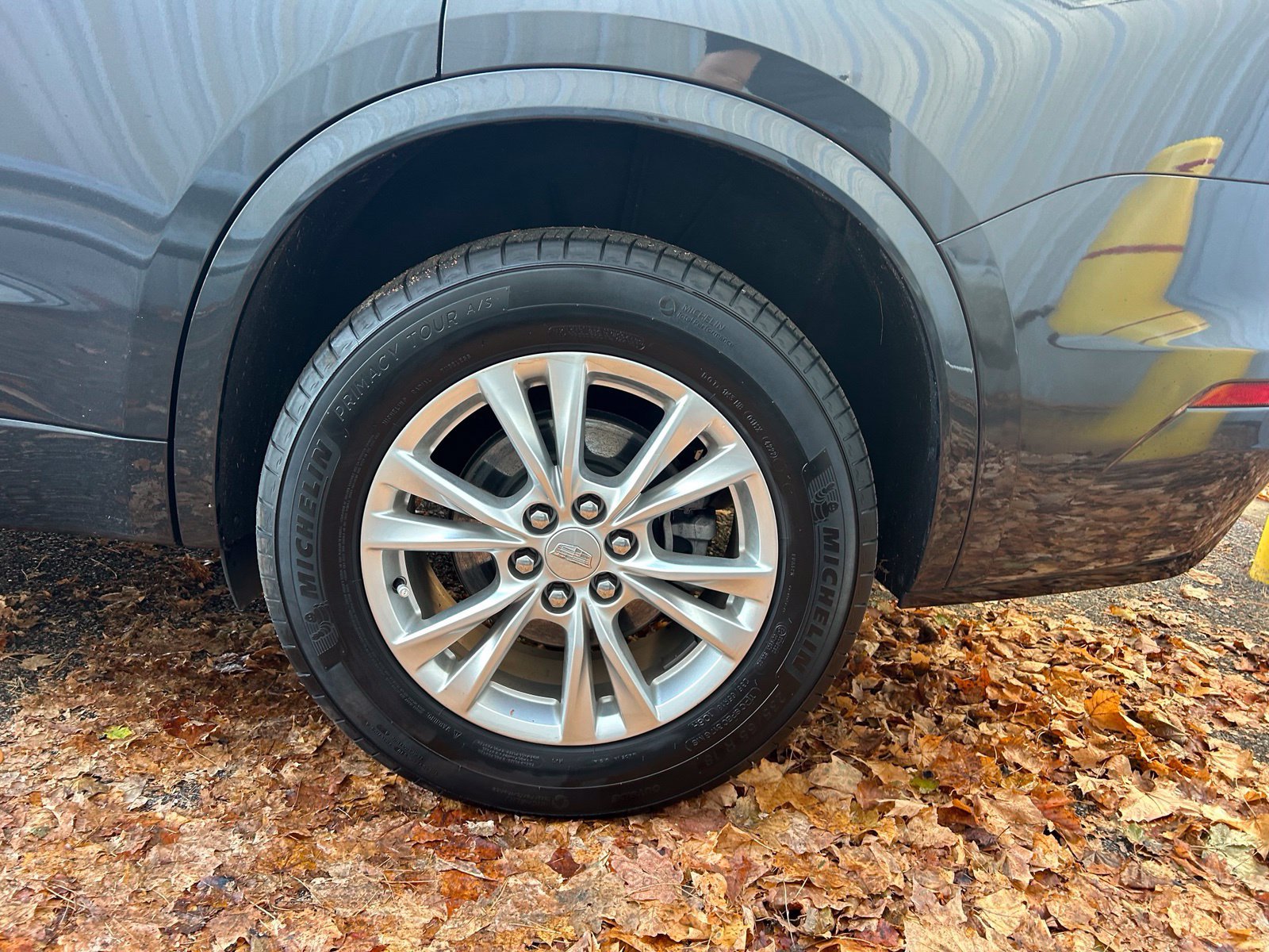 Used 2023 Cadillac XT6 Luxury AWD/4WD image 11