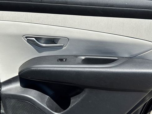 Certified 2025 Hyundai Tucson SEL AWD/4WD image 15