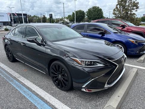 Used 2021 Lexus ES 350 w/ Accessory Package FWD image 3