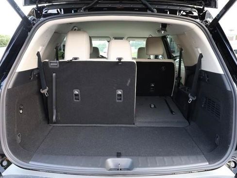 New 2026 Nissan Pathfinder SL AWD/4WD image 8