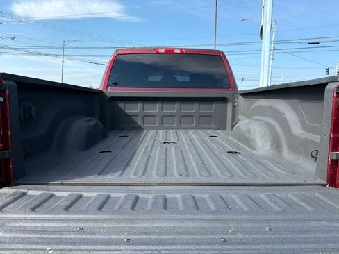 Used 2018 RAM 3500 Tradesman w/ Chrome Appearance Group AWD/4WD image 10