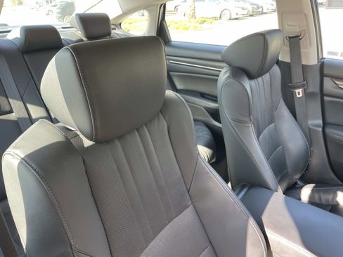Used 2018 Honda Accord EX-L image 22
