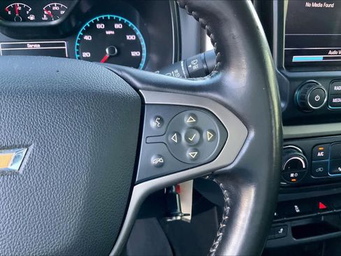 Used 2017 Chevrolet Colorado Z71 AWD/4WD image 24