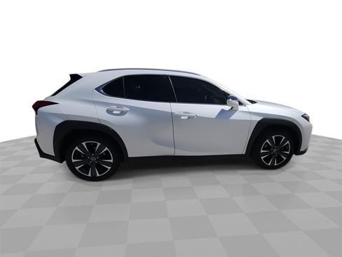 Used 2021 Lexus UX 200 w/ Premium Package FWD image 9