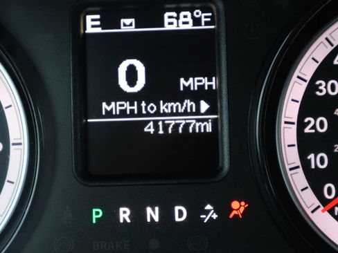 Used 2024 RAM 1500 Warlock AWD/4WD image 24