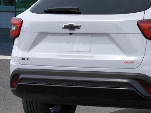 New 2026 Chevrolet Trax RS FWD image 38