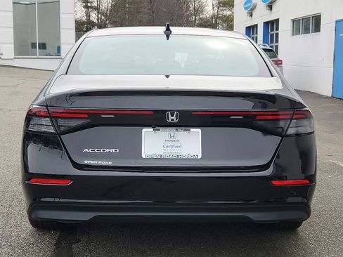 Used 2024 Honda Accord EX image 5