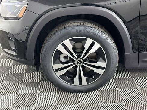 Certified 2025 Mercedes-Benz GLB 250 image 12