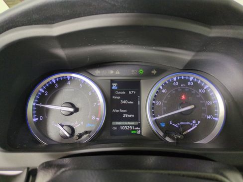Used 2019 Toyota Highlander Limited AWD/4WD image 18